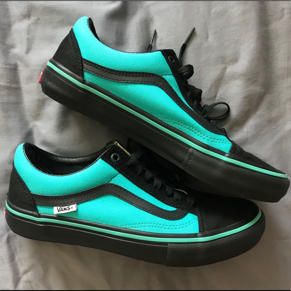 Vans Custom Old Skool Pro